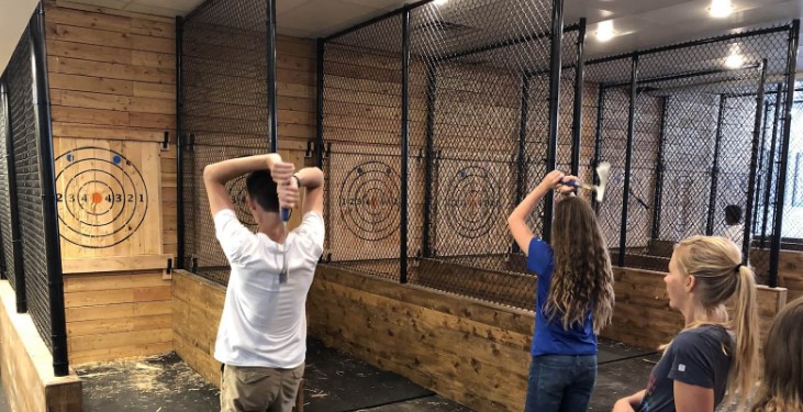 How To Prepare For Your First Axe Throwing Experience In Charleston